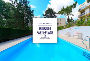Grand écran, piscine, beach-volley, pétanque inclus